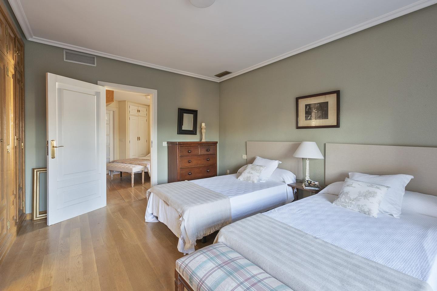 Property image S120