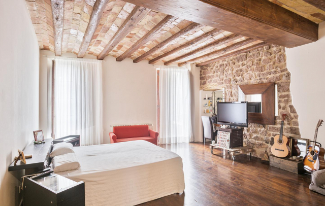 Property image S106
